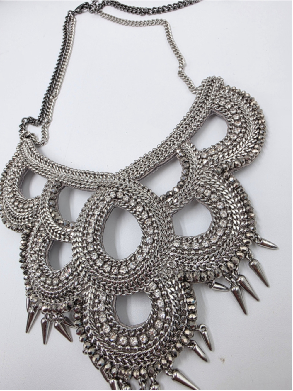 Stella & Dot Tallulah Statement Necklace Silver Tone Crystal Bib Necklace - Picture 5 of 9